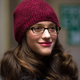 Kat Dennings interpretando a Darcy Lewis.
